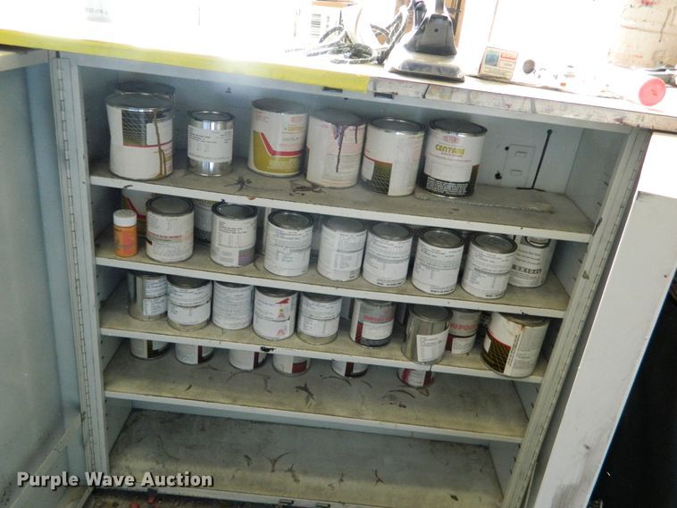 image for item GE9930 Automotive paints and supplies