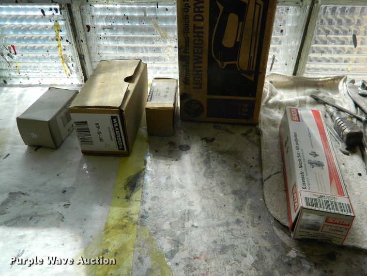 image for item GE9930 Automotive paints and supplies