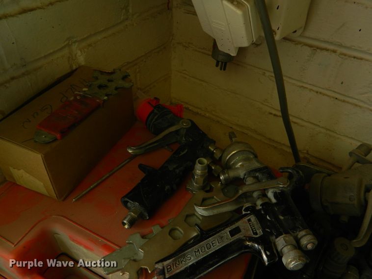 image for item GE9930 Automotive paints and supplies