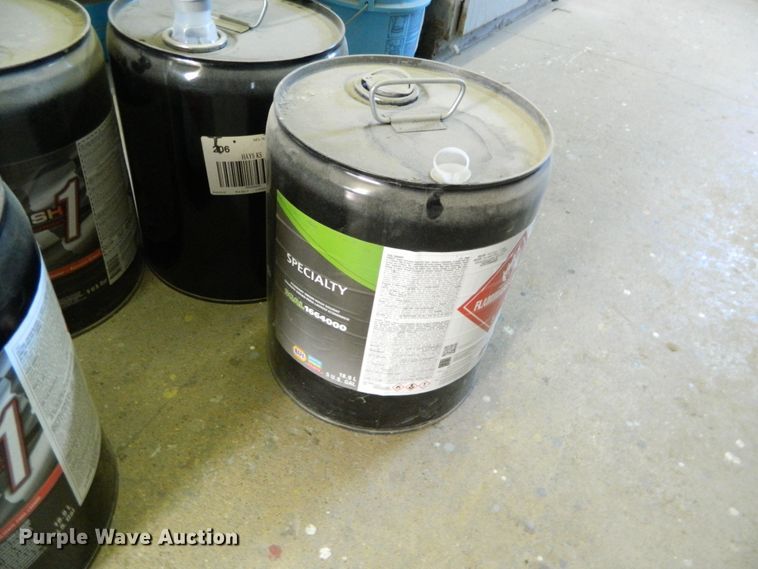 image for item GE9930 Automotive paints and supplies