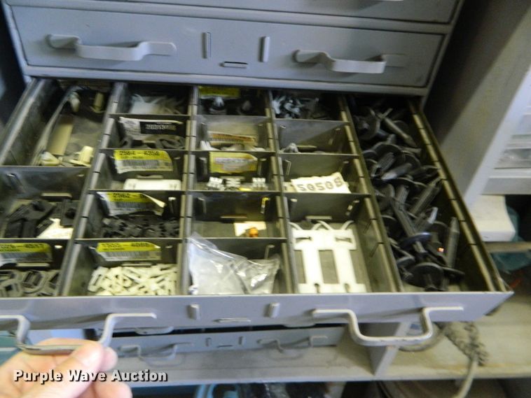 image for item GE9931 Auto body supplies