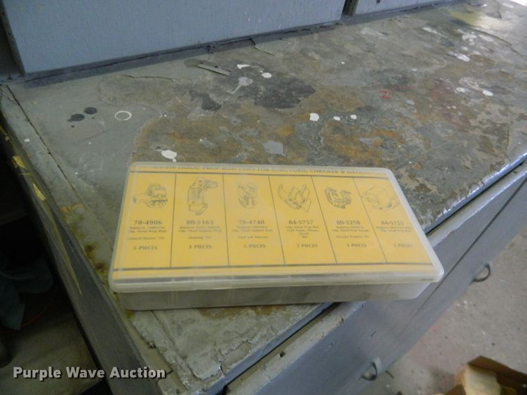 image for item GE9931 Auto body supplies