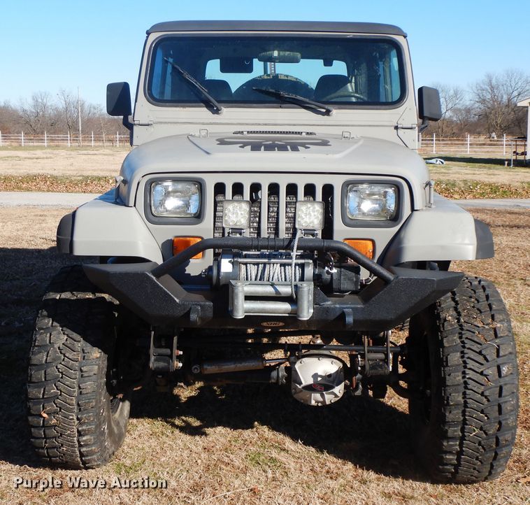 image for item GK9670 1995 Jeep Wrangler Rubicon  SUV