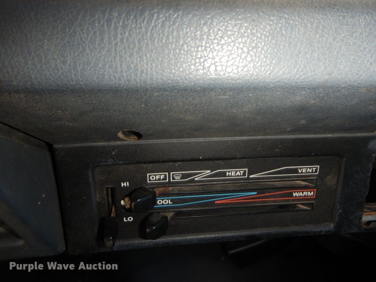 image for item GK9670 1995 Jeep Wrangler Rubicon  SUV