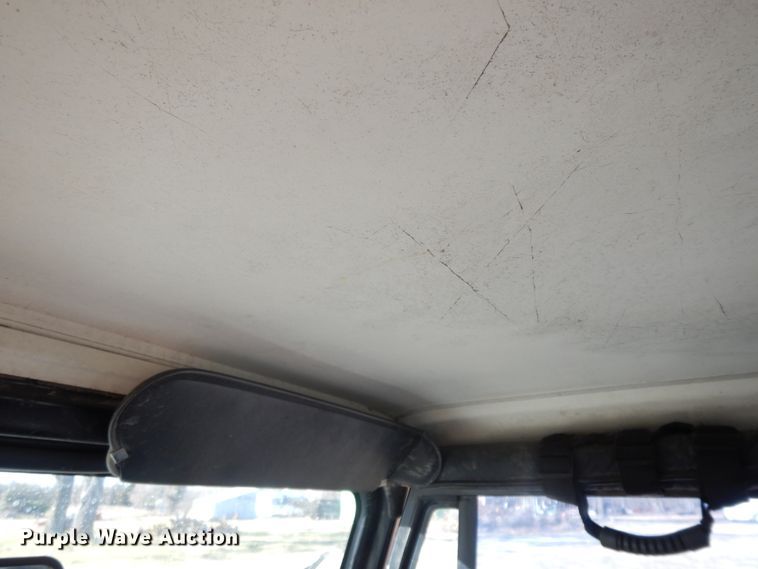 image for item GK9670 1995 Jeep Wrangler Rubicon  SUV