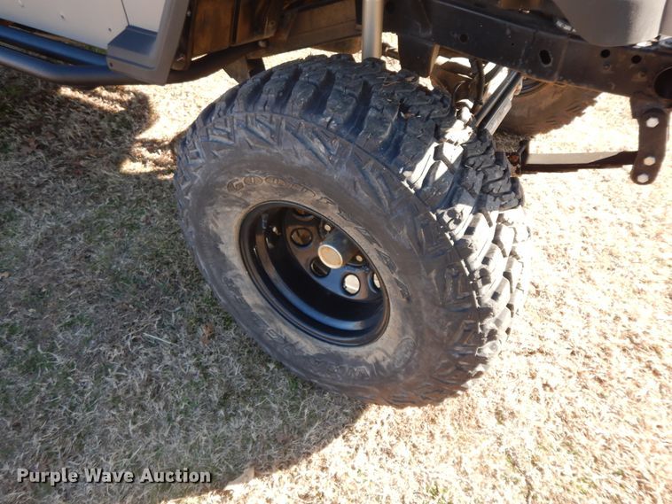 image for item GK9670 1995 Jeep Wrangler Rubicon  SUV