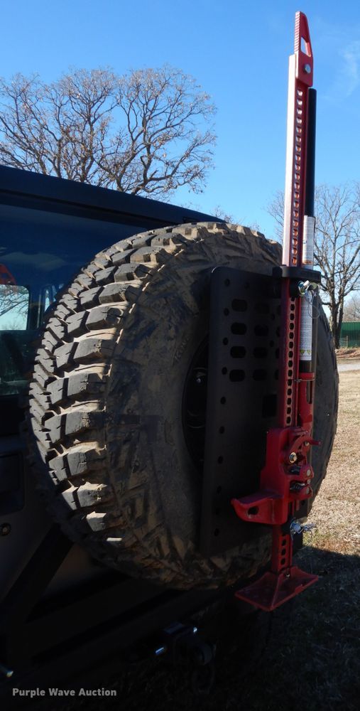 image for item GK9670 1995 Jeep Wrangler Rubicon  SUV