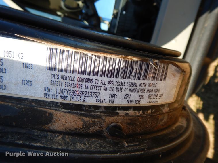 image for item GK9670 1995 Jeep Wrangler Rubicon  SUV