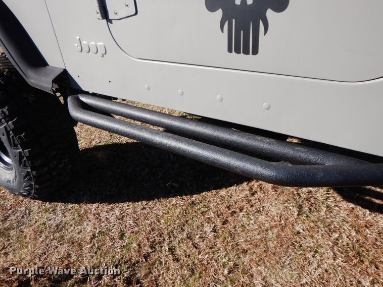 image for item GK9670 1995 Jeep Wrangler Rubicon  SUV