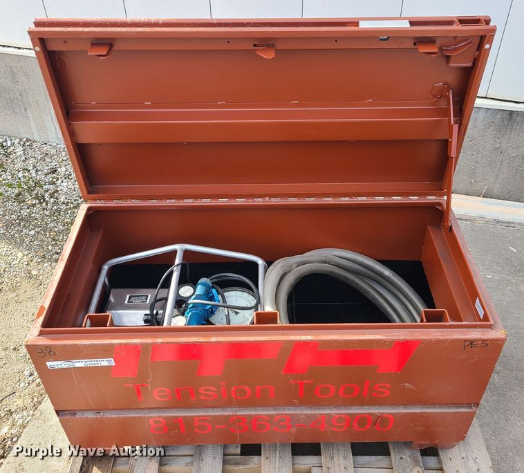 image for item GY9671 ITH  hydraulic bolt tensioner