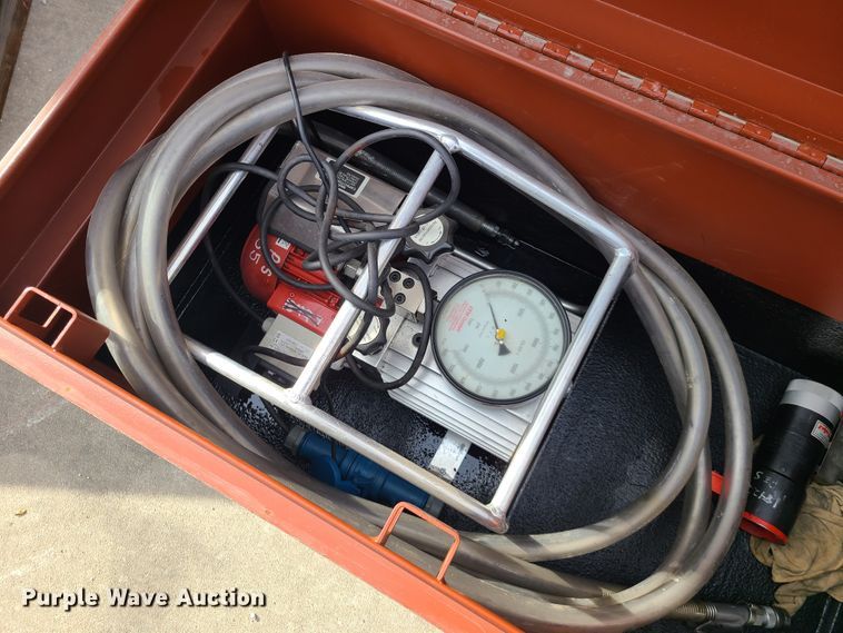 image for item GY9672 ITH  hydraulic bolt tensioner