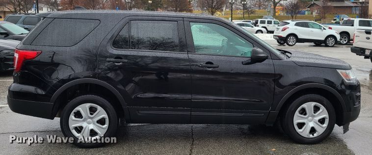 image for item GY9695 2016 Ford Explorer Police Interceptor  SUV