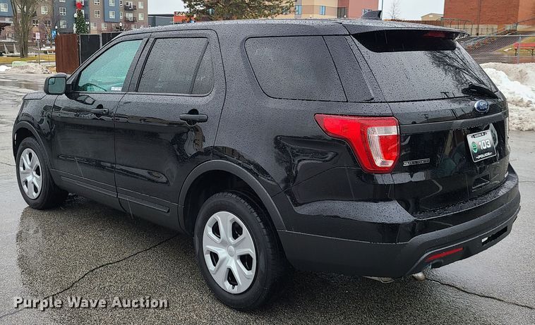 image for item GY9695 2016 Ford Explorer Police Interceptor  SUV