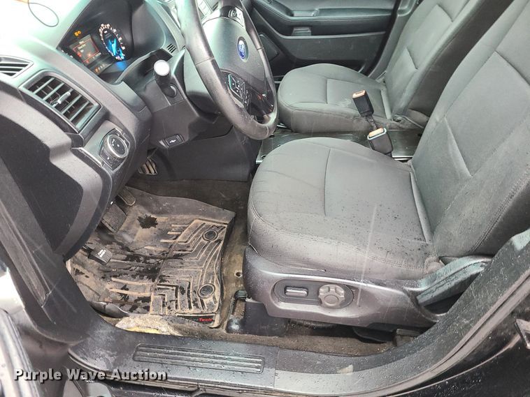 image for item GY9695 2016 Ford Explorer Police Interceptor  SUV