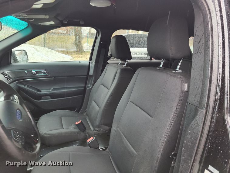 image for item GY9695 2016 Ford Explorer Police Interceptor  SUV