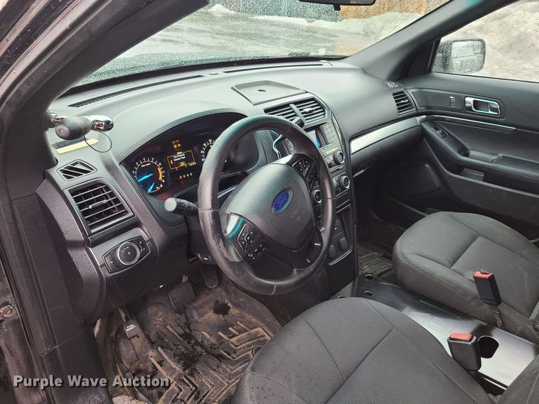 image for item GY9695 2016 Ford Explorer Police Interceptor  SUV