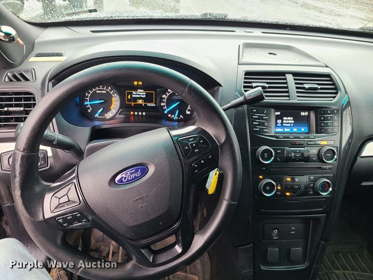 image for item GY9695 2016 Ford Explorer Police Interceptor  SUV