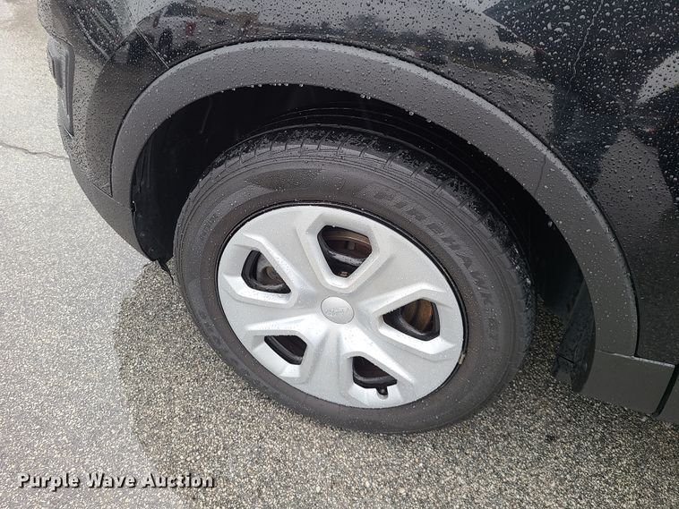 image for item GY9695 2016 Ford Explorer Police Interceptor  SUV