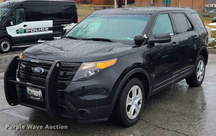 image for item GY9696 2013 Ford Explorer Police Interceptor  SUV