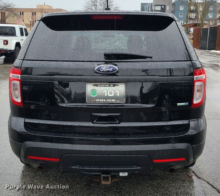 image for item GY9696 2013 Ford Explorer Police Interceptor  SUV