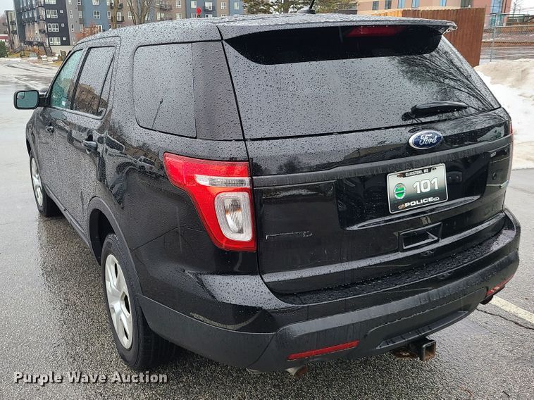 image for item GY9696 2013 Ford Explorer Police Interceptor  SUV