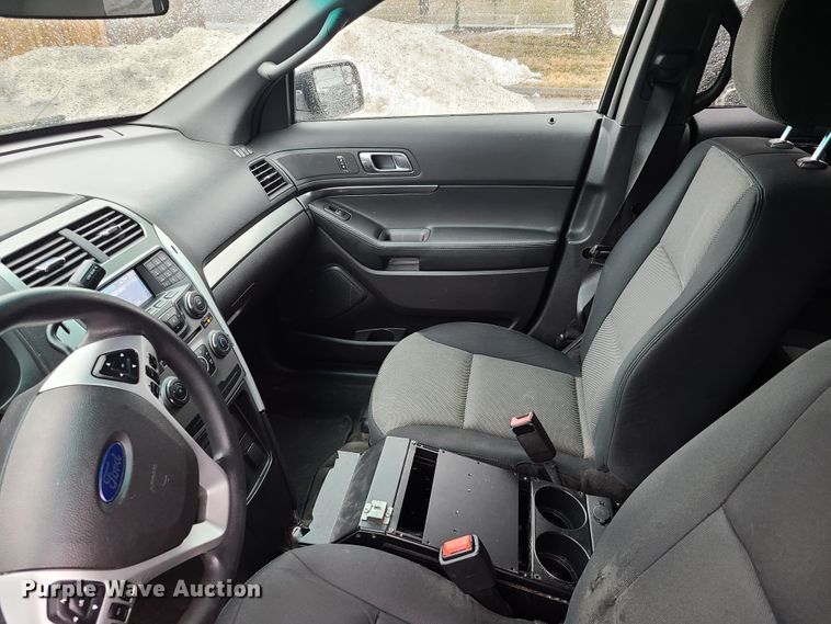 image for item GY9696 2013 Ford Explorer Police Interceptor  SUV