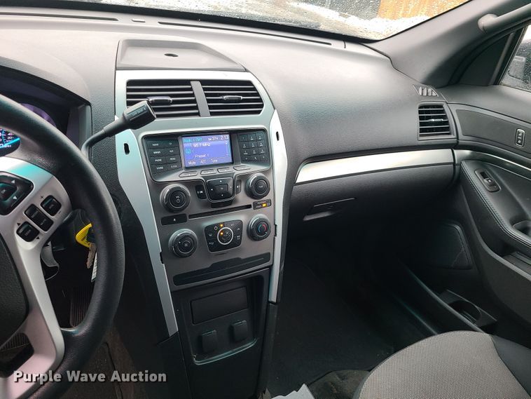 image for item GY9696 2013 Ford Explorer Police Interceptor  SUV