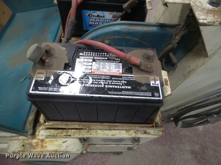 image for item HF9781 Tennant 42E sweeper