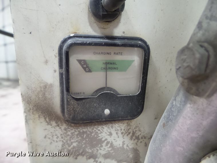 image for item HF9781 Tennant 42E sweeper