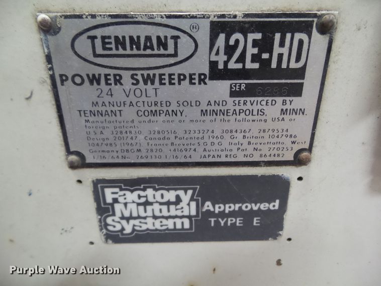 image for item HF9781 Tennant 42E sweeper