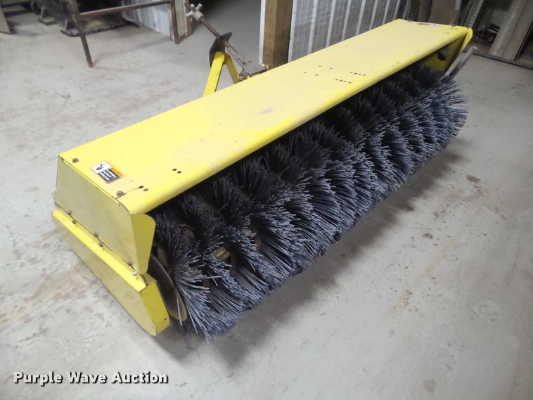 image for item HF9783 John Deere 60"W broom