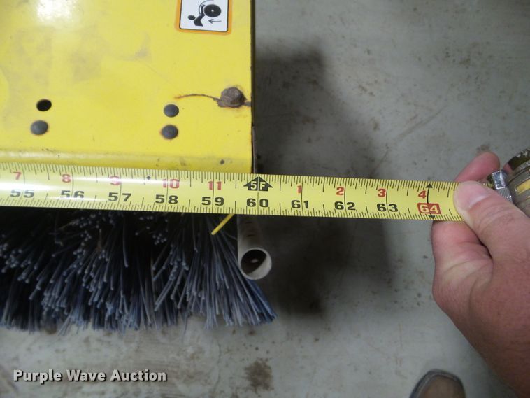 image for item HF9783 John Deere 60"W broom