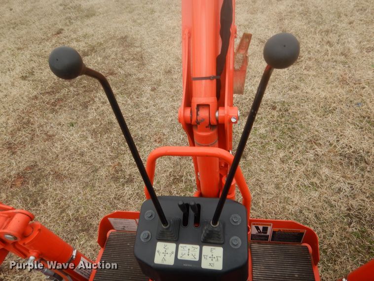 image for item HG9764 2018 Kubota BX23S  MFWD tractor