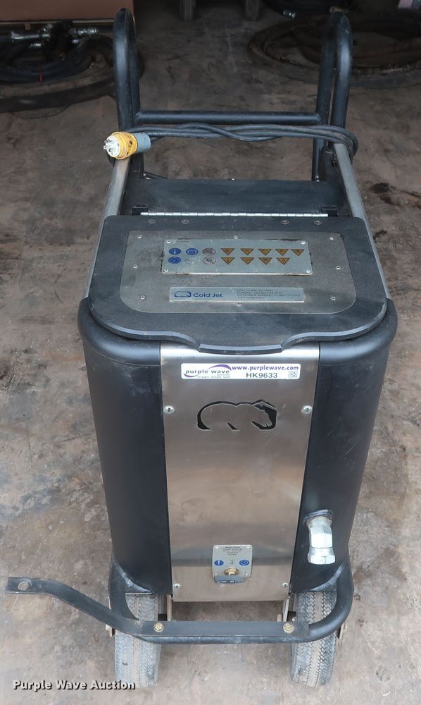 image for item HK9633 2018 Cold Jet Aero 40FP  dry ice blasting machine