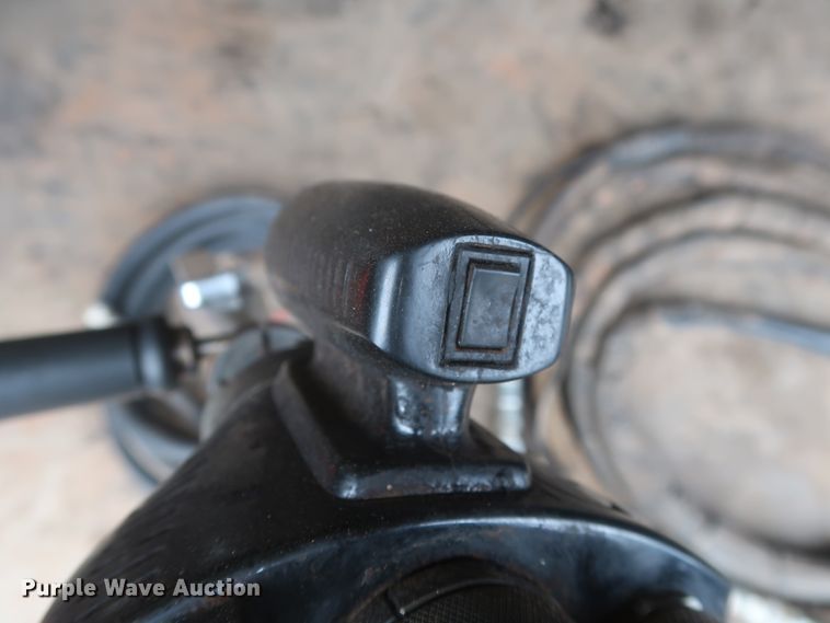 image for item HK9633 2018 Cold Jet Aero 40FP  dry ice blasting machine