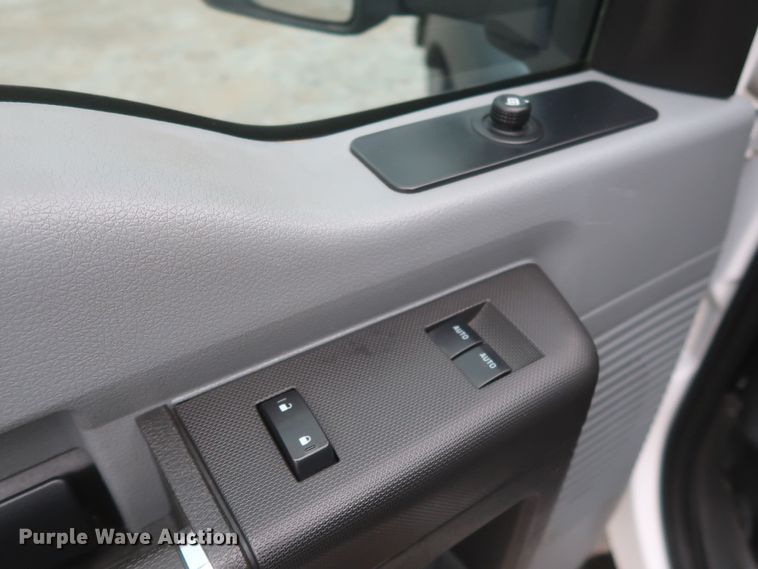 image for item HK9638 2013 Ford F450 Super Duty  truck cab and chassis