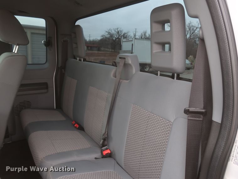 image for item HK9638 2013 Ford F450 Super Duty  truck cab and chassis