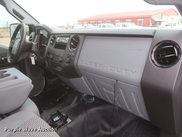 image for item HK9638 2013 Ford F450 Super Duty  truck cab and chassis