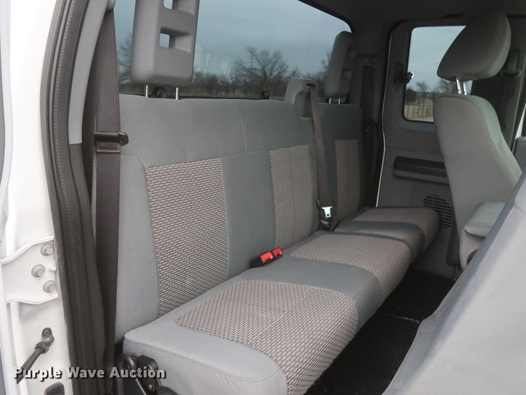 image for item HK9638 2013 Ford F450 Super Duty  truck cab and chassis