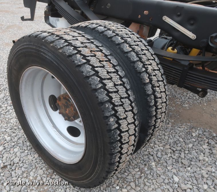 image for item HK9638 2013 Ford F450 Super Duty  truck cab and chassis