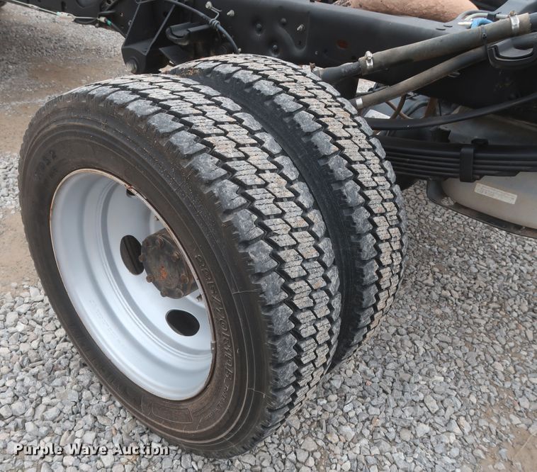 image for item HK9638 2013 Ford F450 Super Duty  truck cab and chassis