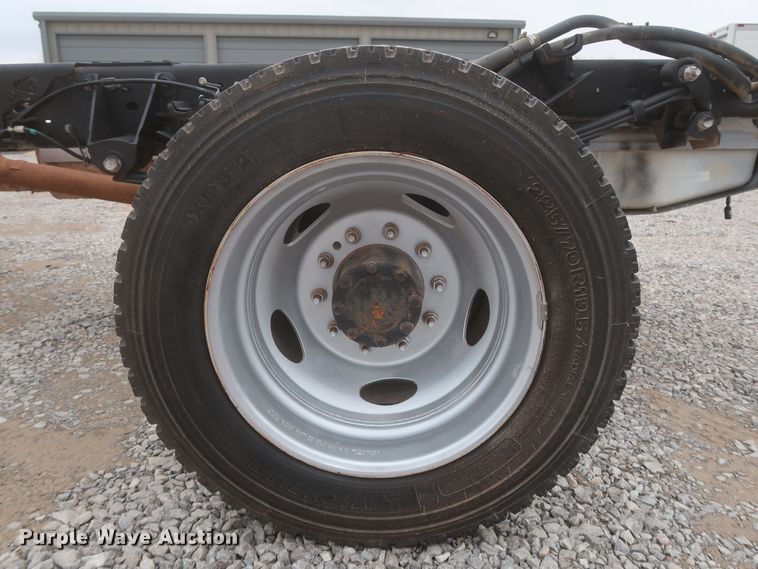 image for item HK9638 2013 Ford F450 Super Duty  truck cab and chassis