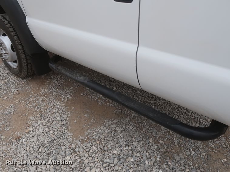 image for item HK9638 2013 Ford F450 Super Duty  truck cab and chassis