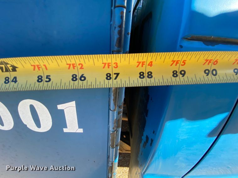 image for item HR9262 1986 Chevrolet S10 utility bed pickup truck