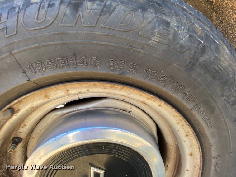 image for item HR9262 1986 Chevrolet S10 utility bed pickup truck