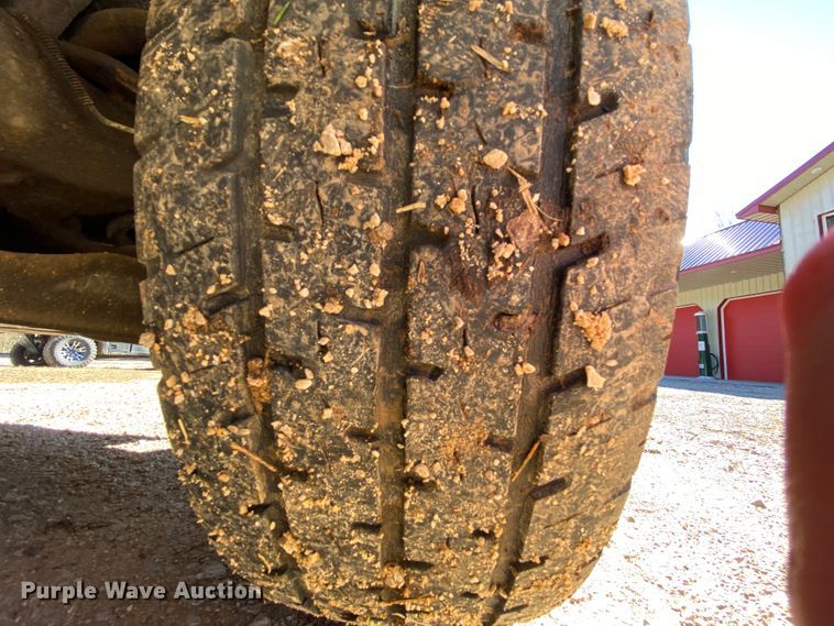 image for item HR9262 1986 Chevrolet S10 utility bed pickup truck