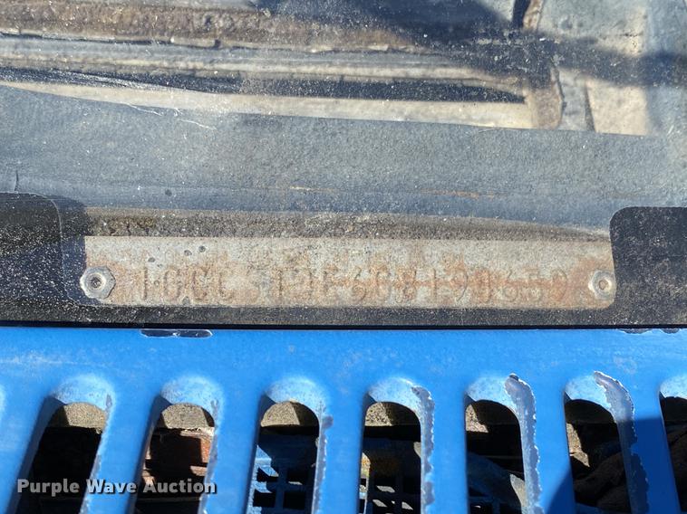 image for item HR9262 1986 Chevrolet S10 utility bed pickup truck