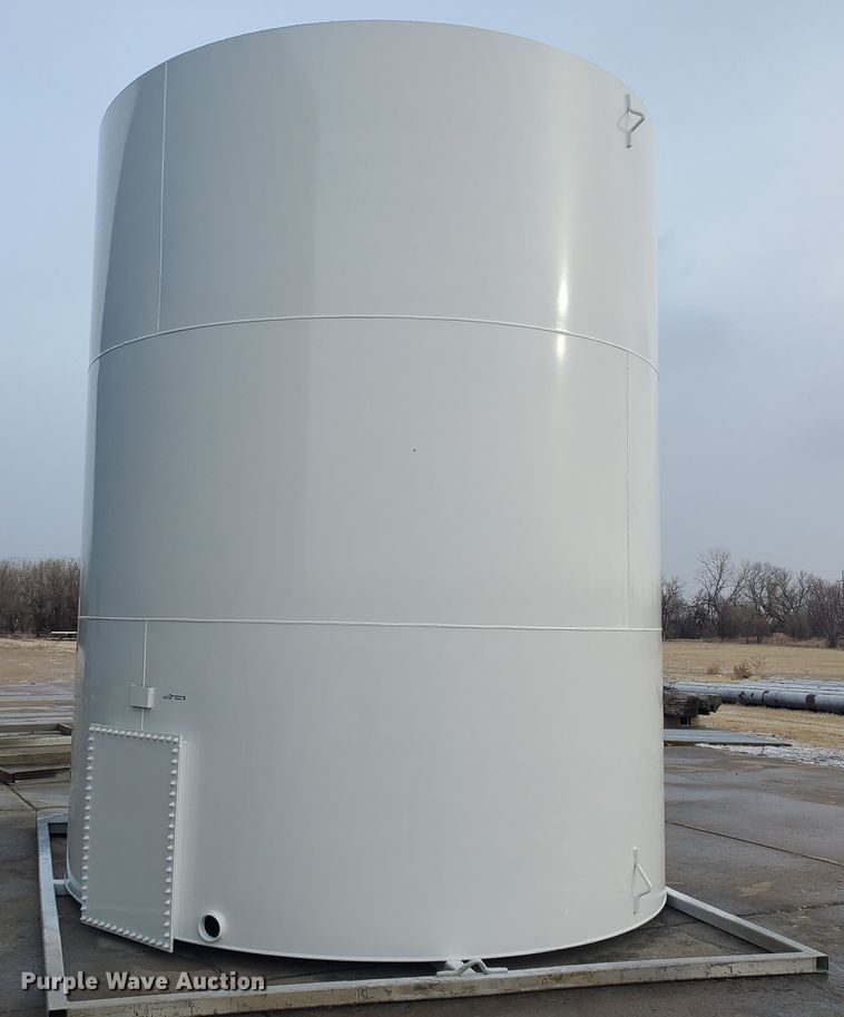 image for item HW9583 2020 Bullseye fuel tank