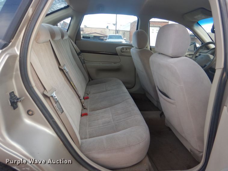 image for item HW9750 2001 Chevrolet Impala