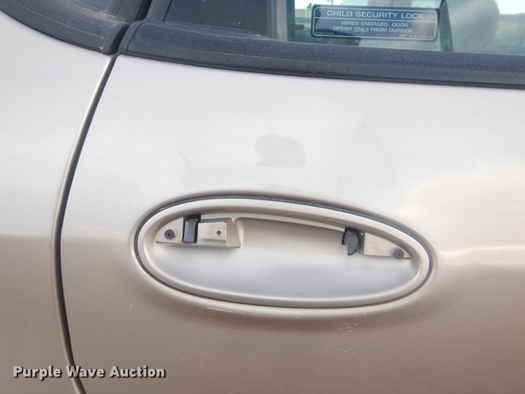 image for item HW9750 2001 Chevrolet Impala